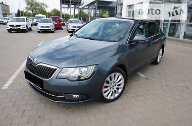 Ліфтбек Skoda Superb 2014 в 
