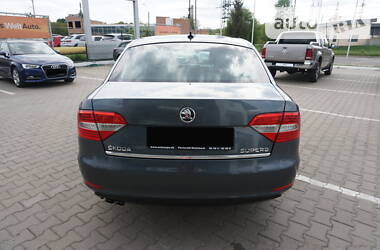 Ліфтбек Skoda Superb 2014 в 