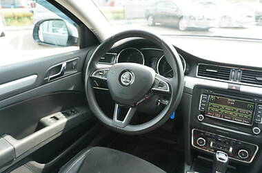 Ліфтбек Skoda Superb 2014 в 