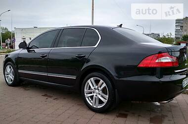 Седан Skoda Superb 2010 в 