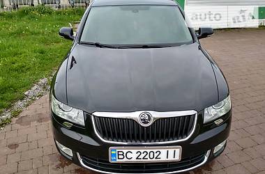 Седан Skoda Superb 2010 в 