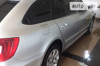 Універсал Skoda Superb 2010 в 