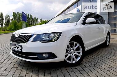Ліфтбек Skoda Superb 2014 в 