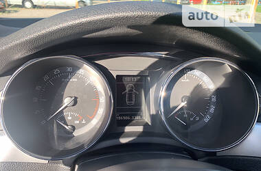 Универсал Skoda Superb 2011 в 