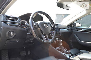 Універсал Skoda Superb 2018 в 
