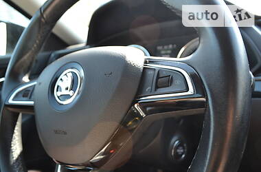 Універсал Skoda Superb 2018 в 