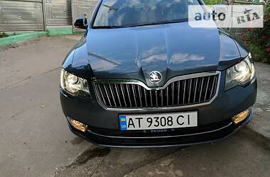 Универсал Skoda Superb 2013 в Чорткове