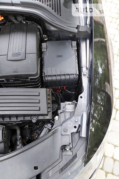 Седан Skoda Superb 2015 в Івано-Франківську