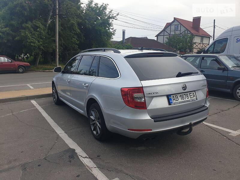 Універсал Skoda Superb 2013 в Вінниці