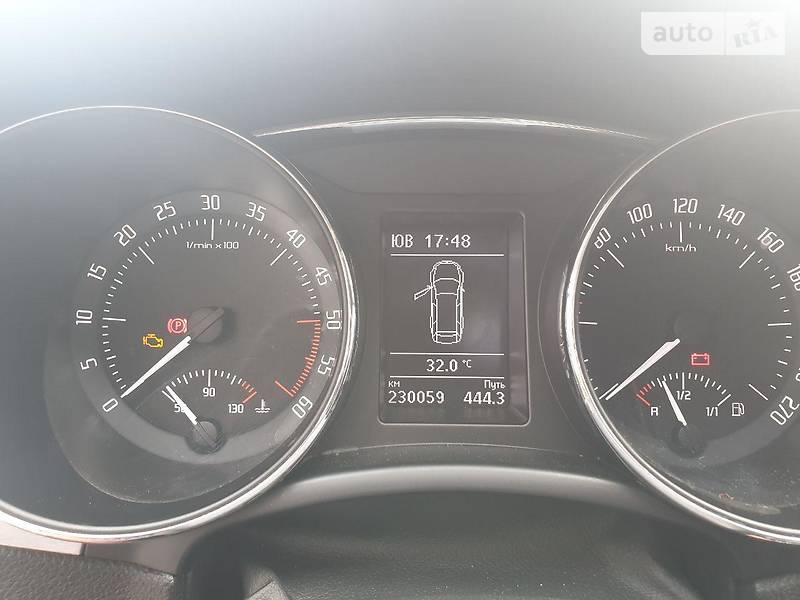 Універсал Skoda Superb 2013 в Вінниці