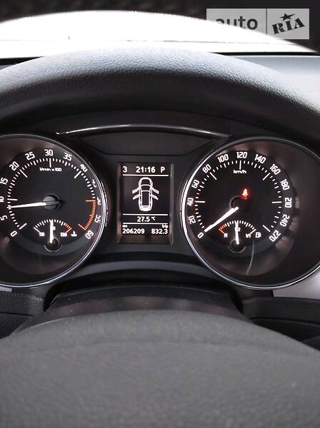 Універсал Skoda Superb 2013 в Івано-Франківську фото 53 Універсал Skoda Superb 2013 в Івано-Франківську