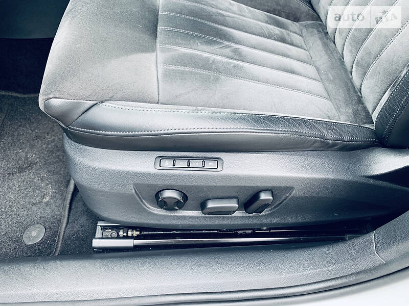 Універсал Skoda Superb 2017 в Рівному