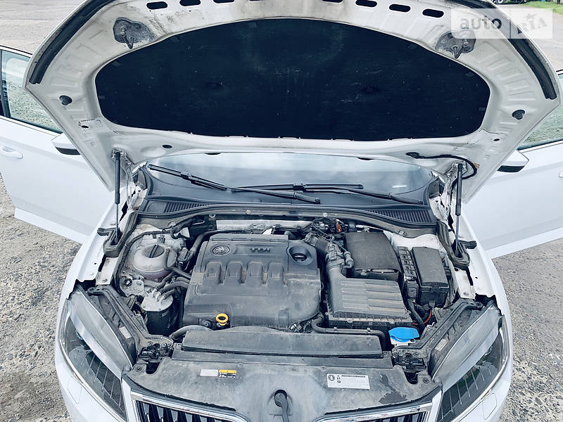 Універсал Skoda Superb 2017 в Рівному