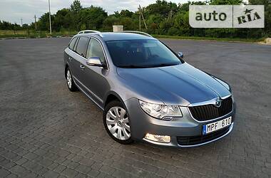 Універсал Skoda Superb 2010 в 