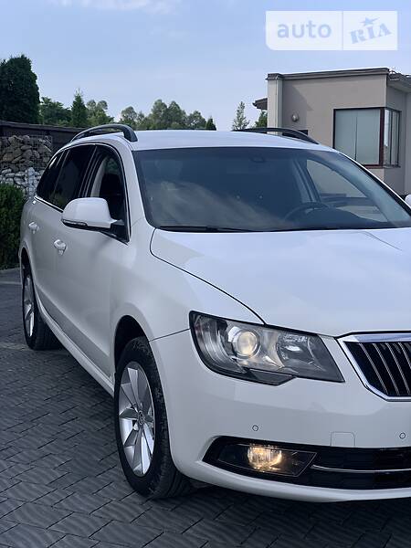 Універсал Skoda Superb 2013 в Стрию