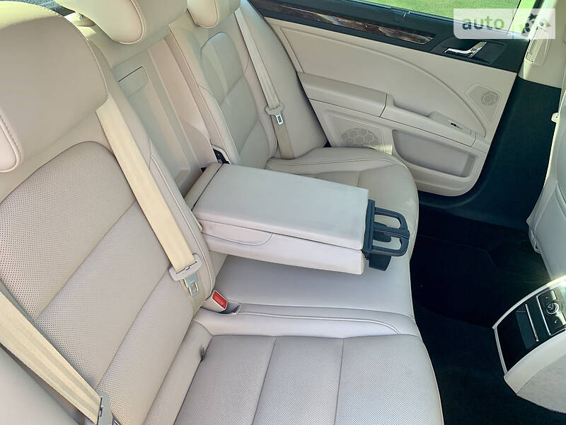 Седан Skoda Superb 2015 в Днепре