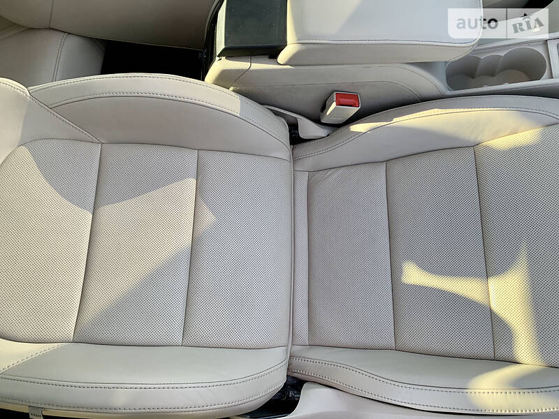 Седан Skoda Superb 2015 в Днепре