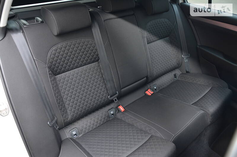 Універсал Skoda Superb 2017 в Луцьку