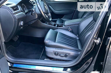 Ліфтбек Skoda Superb 2019 в 
