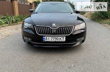 Универсал Skoda Superb 2016 в Киеве