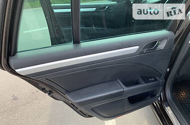 Універсал Skoda Superb 2012 в 