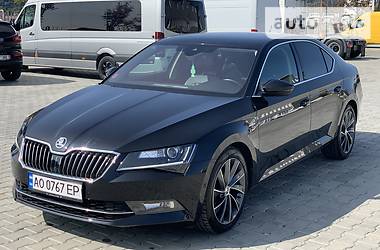 Седан Skoda Superb 2016 в Хусте