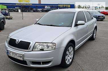 Седан Skoda Superb 2003 в Львове