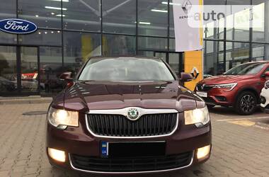 Skoda Superb 2011