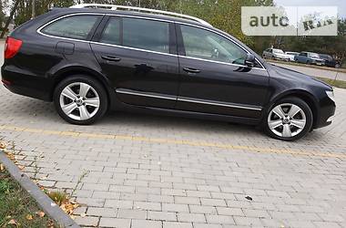 Универсал Skoda Superb 2010 в Дрогобыче