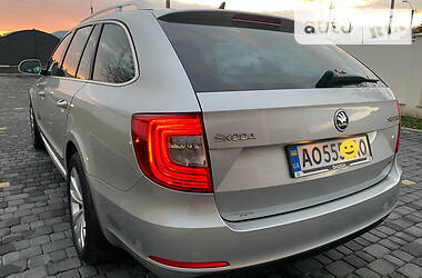 Универсал Skoda Superb 2014 в Хусте