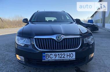 Skoda Superb 2011