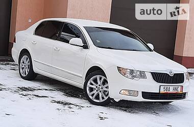 Skoda Superb 2011