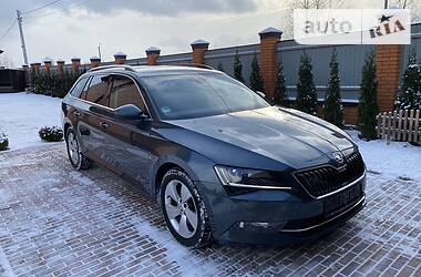 Универсал Skoda Superb 2016 в Киеве