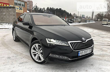 Седан Skoda Superb 2019 в Киеве