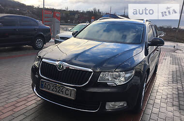 Універсал Skoda Superb 2011 в Хусті