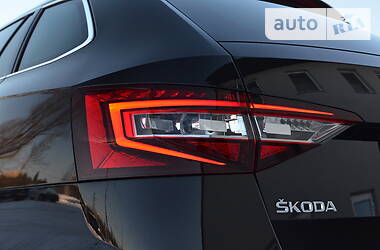 Універсал Skoda Superb 2016 в 