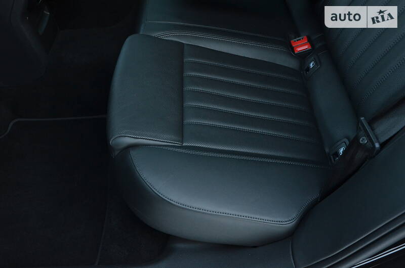 Універсал Skoda Superb 2016 в Луцьку