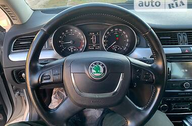 Хэтчбек Skoda Superb 2012 в 