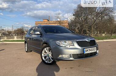 Универсал Skoda Superb 2012 в Житомире