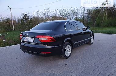 Лифтбек Skoda Superb 2015 в Бахмуте