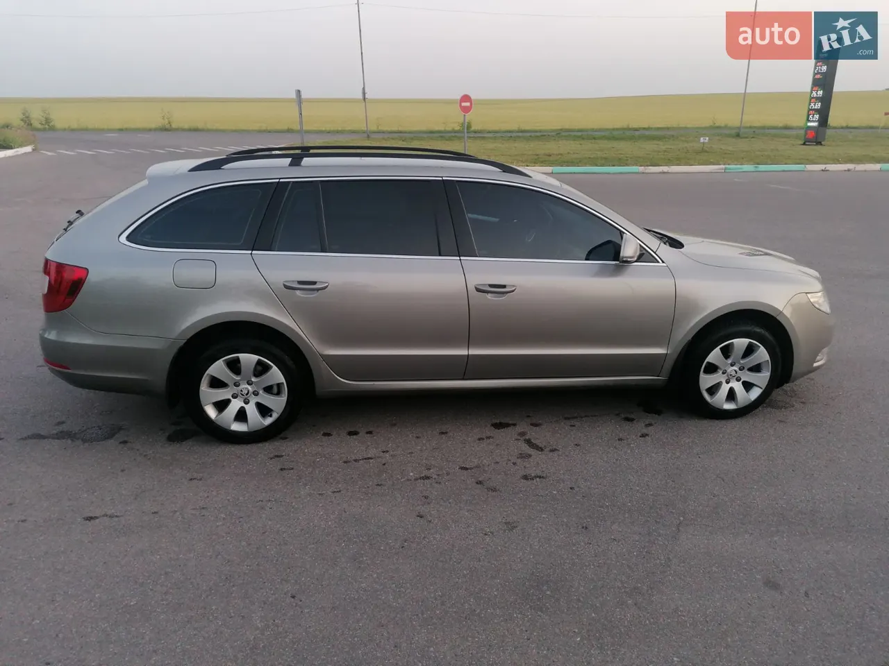 2012 Skoda Superb - мініатюра 7