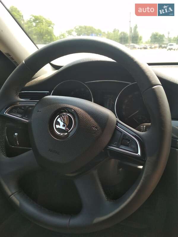 Лифтбек Skoda Superb 2015 в Белой Церкви фото 8 Лифтбек Skoda Superb 2015 в Белой Церкви