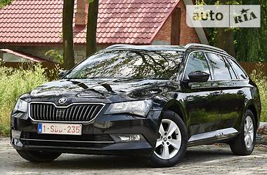 Универсал Skoda Superb 2017 в Дрогобыче