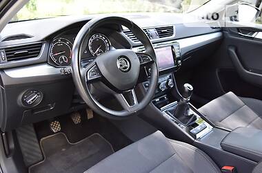 Универсал Skoda Superb 2017 в Дрогобыче