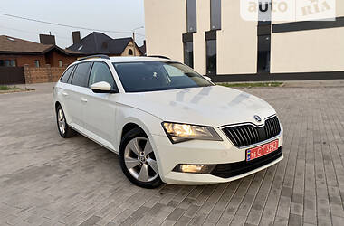 Универсал Skoda Superb 2017 в Ровно