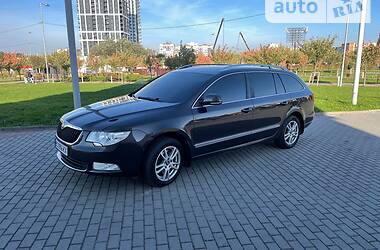Универсал Skoda Superb 2011 в 
