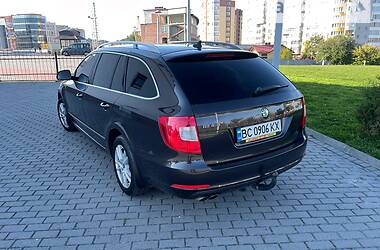 Универсал Skoda Superb 2011 в 