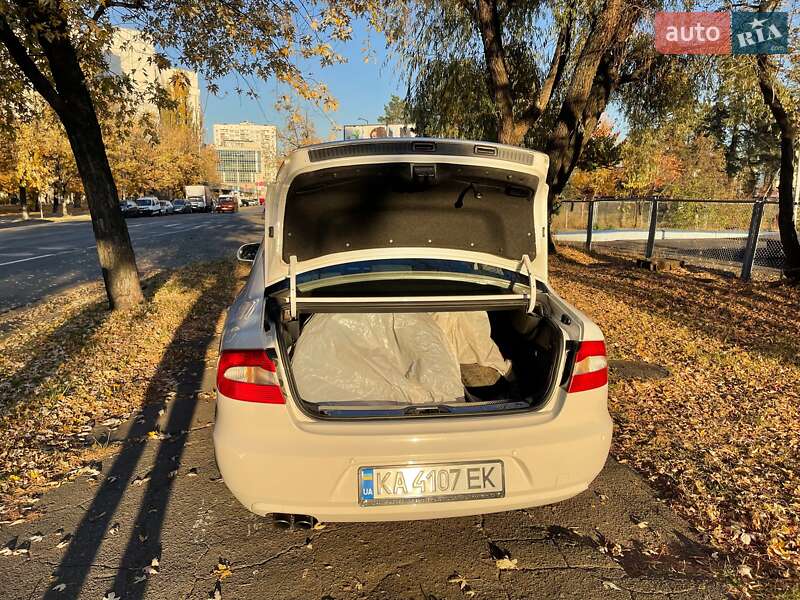 Ліфтбек Skoda Superb 2012 в Києві фото 3 Ліфтбек Skoda Superb 2012 в Києві