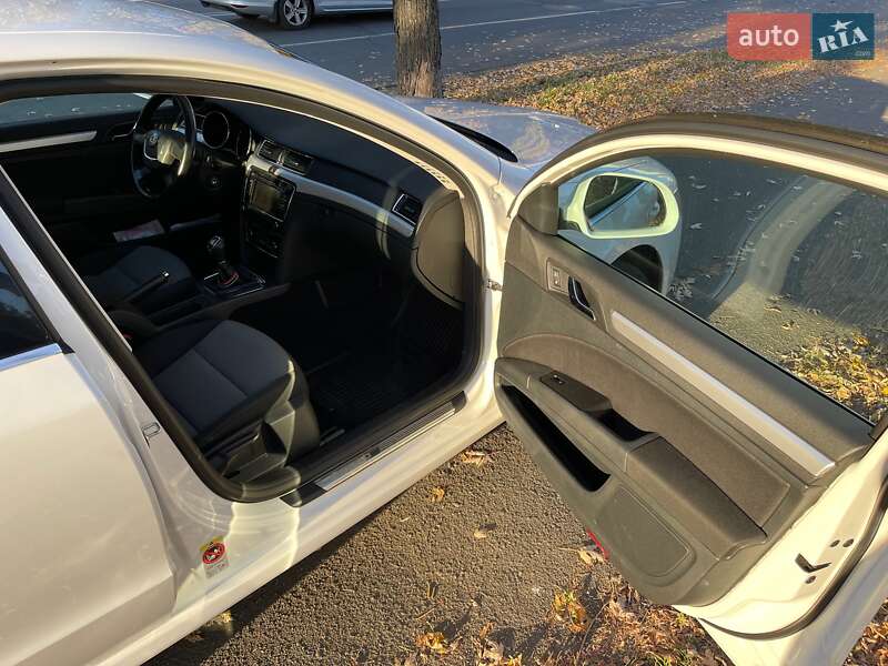 Ліфтбек Skoda Superb 2012 в Києві фото 12 Ліфтбек Skoda Superb 2012 в Києві