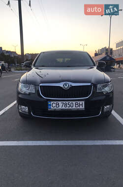 Skoda Superb 2012